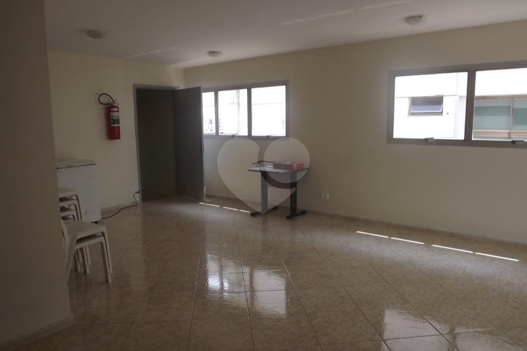 Apartamento à venda com 4 quartos, 236m² - Foto 11