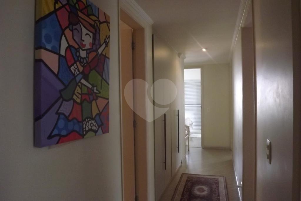 Apartamento à venda com 4 quartos, 236m² - Foto 32