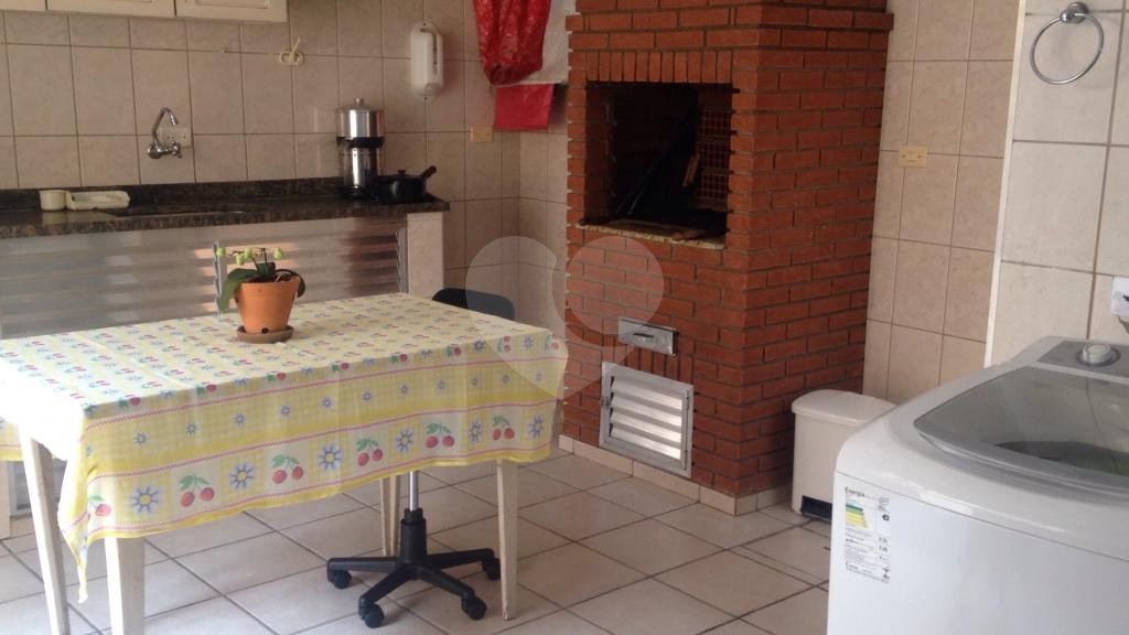 Sobrado à venda com 4 quartos, 160m² - Foto 2