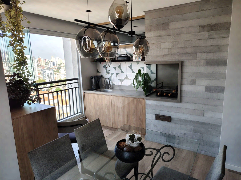 Apartamento mobiliado ( Porteira Fechada) com 3 suítes, 3 vagas e lazer completo