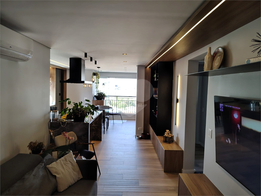 Apartamento mobiliado ( Porteira Fechada) com 3 suítes, 3 vagas e lazer completo