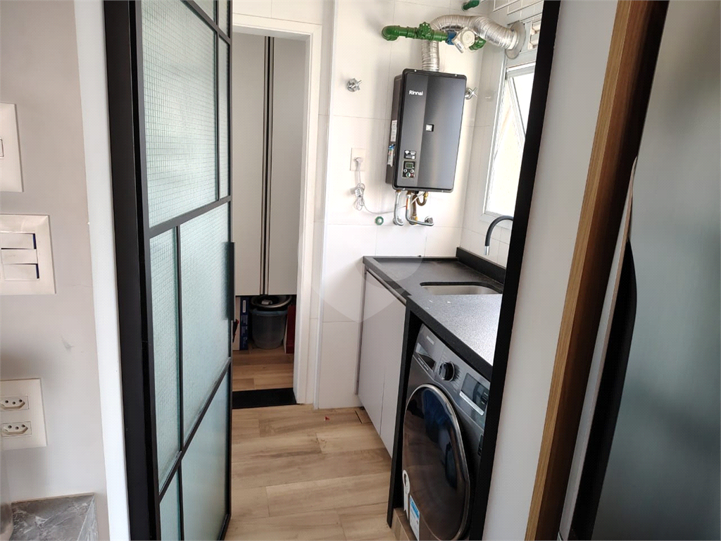 Apartamento mobiliado ( Porteira Fechada) com 3 suítes, 3 vagas e lazer completo