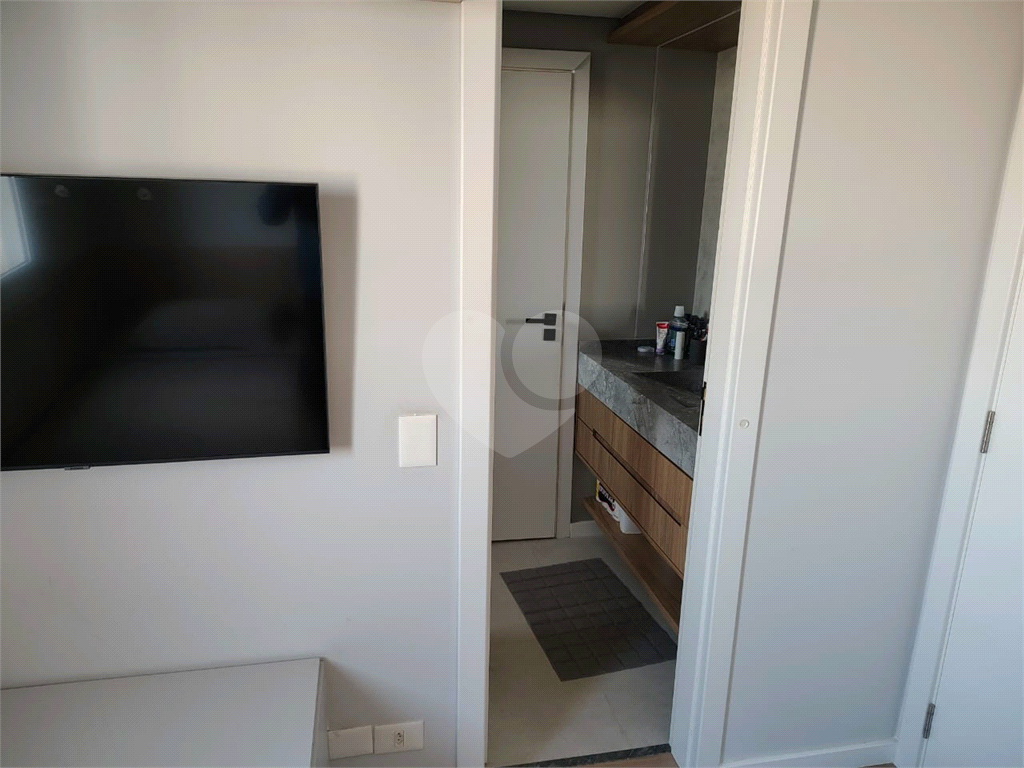 Apartamento mobiliado ( Porteira Fechada) com 3 suítes, 3 vagas e lazer completo