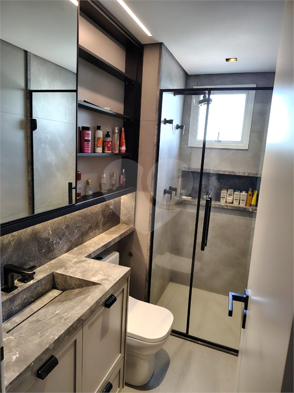 Apartamento mobiliado ( Porteira Fechada) com 3 suítes, 3 vagas e lazer completo