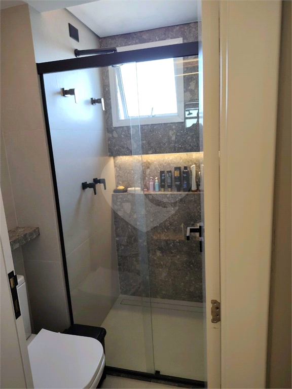 Apartamento mobiliado ( Porteira Fechada) com 3 suítes, 3 vagas e lazer completo