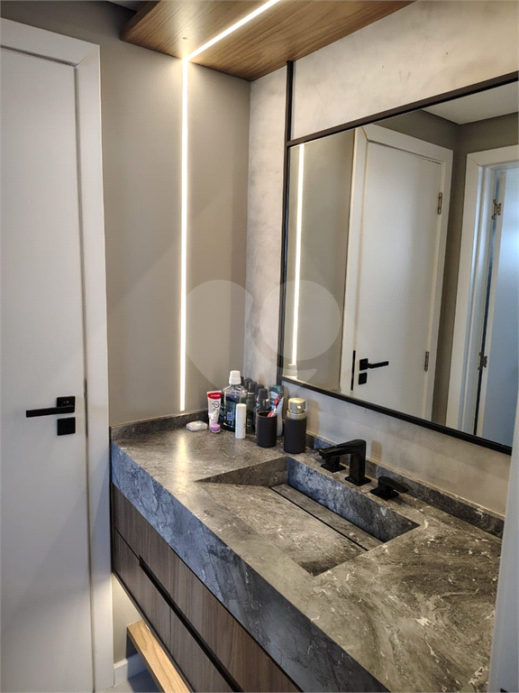 Apartamento mobiliado ( Porteira Fechada) com 3 suítes, 3 vagas e lazer completo