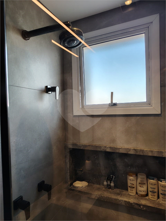 Apartamento mobiliado ( Porteira Fechada) com 3 suítes, 3 vagas e lazer completo