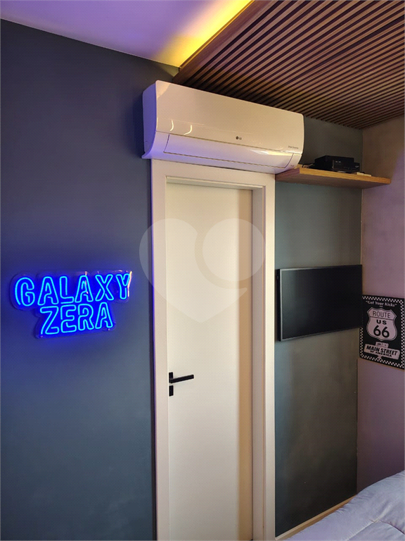 Apartamento mobiliado ( Porteira Fechada) com 3 suítes, 3 vagas e lazer completo