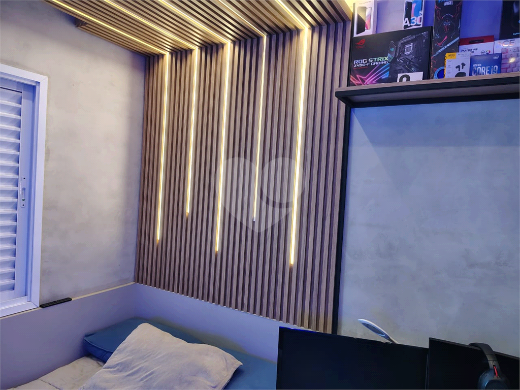 Apartamento mobiliado ( Porteira Fechada) com 3 suítes, 3 vagas e lazer completo