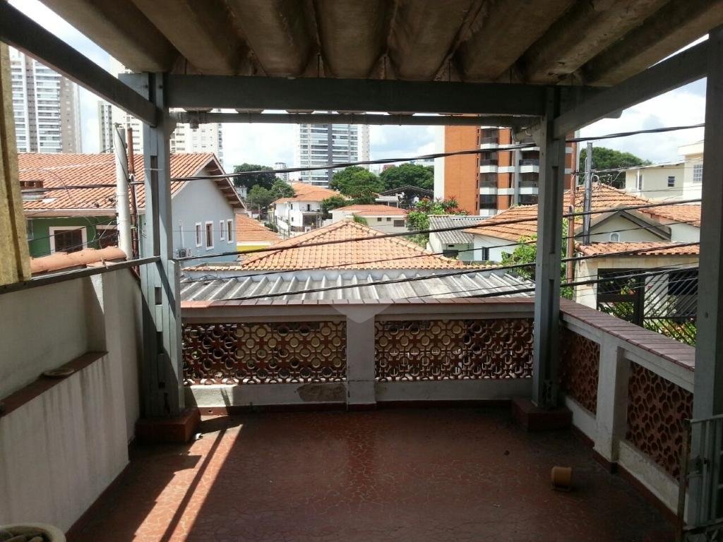 SOBRADO VILA ESTER, PRÓXIMO DA AVENIDA BRAZ LEME, SENDO 3 DORMITÓRIOS E 1 VAGA