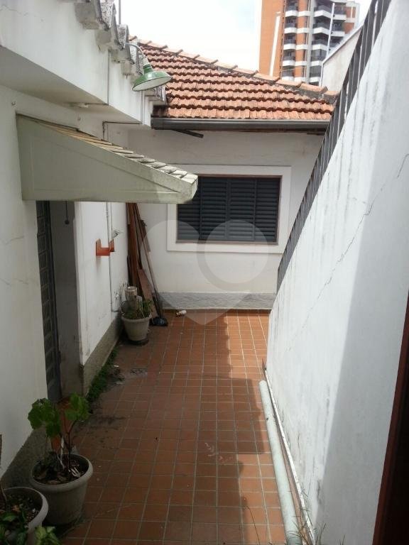 SOBRADO VILA ESTER, PRÓXIMO DA AVENIDA BRAZ LEME, SENDO 3 DORMITÓRIOS E 1 VAGA