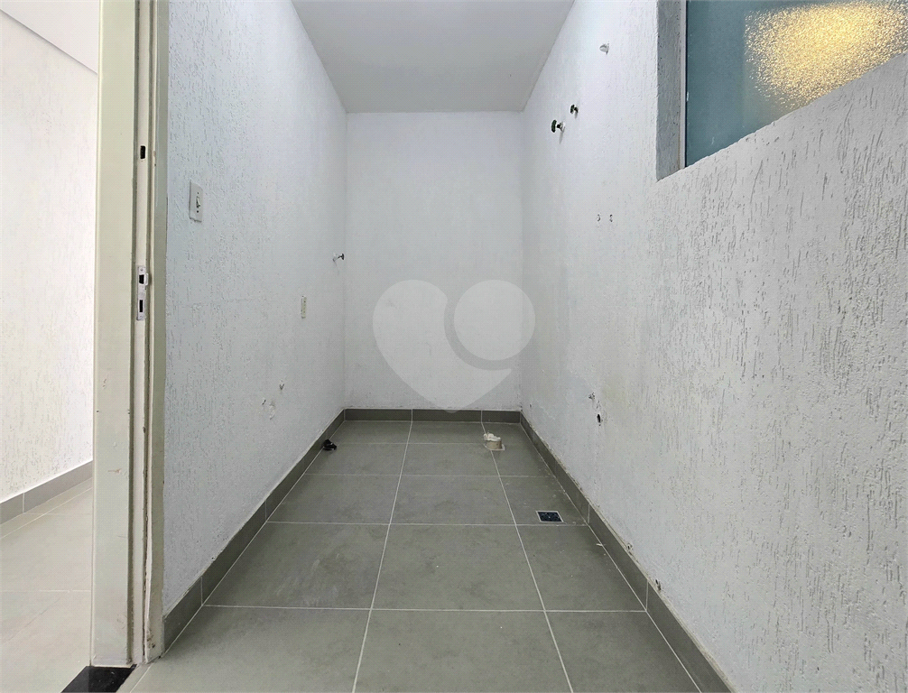 Sala comercial para aluguel com 4 salas 2 banheiros NO PARAISO 