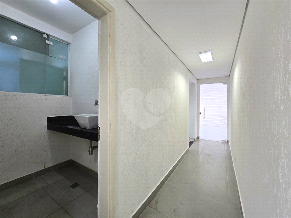 Sala comercial para aluguel com 4 salas 2 banheiros NO PARAISO 