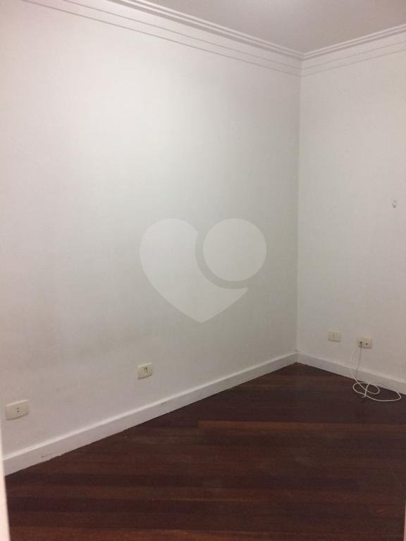 APARTAMENTO em TREMEMBÉ