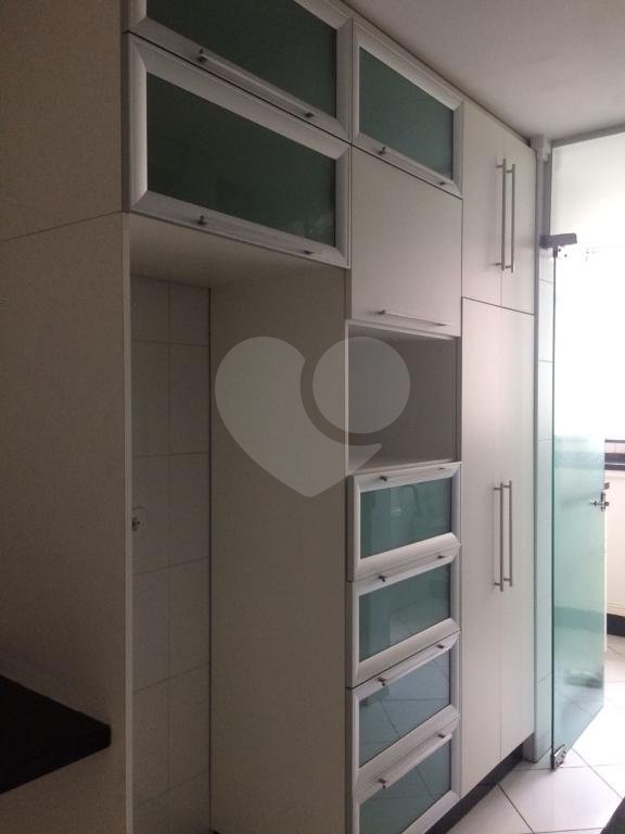 APARTAMENTO em TREMEMBÉ