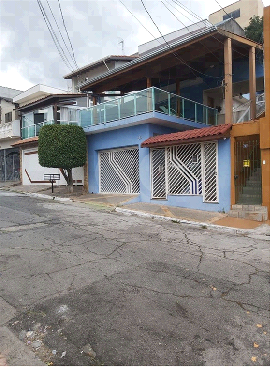 Sobrado à venda com 3 quartos, 240m² - Foto 1