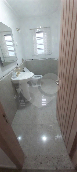 Sobrado à venda com 3 quartos, 240m² - Foto 9