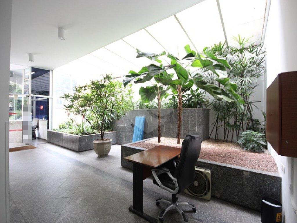 Edificio comercial,otima localização,com 2 vagas