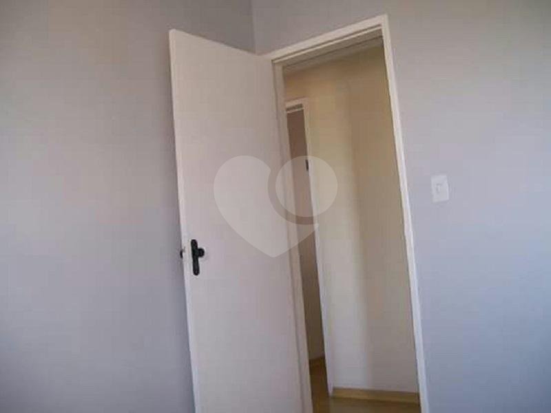 Apartamento à venda na Vila Amália com 3 dormitórios