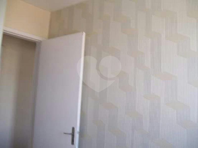 Apartamento à venda na Vila Amália com 3 dormitórios