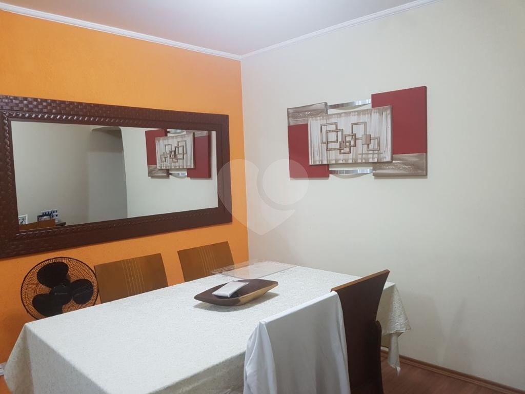 Excelente apartamento com dependência de empregada localizado a 10 minutos do metro Vila Matilde 