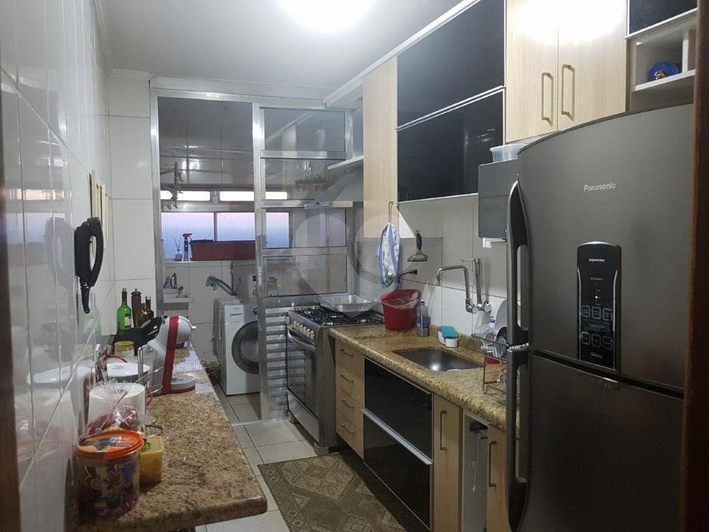 Excelente apartamento com dependência de empregada localizado a 10 minutos do metro Vila Matilde 
