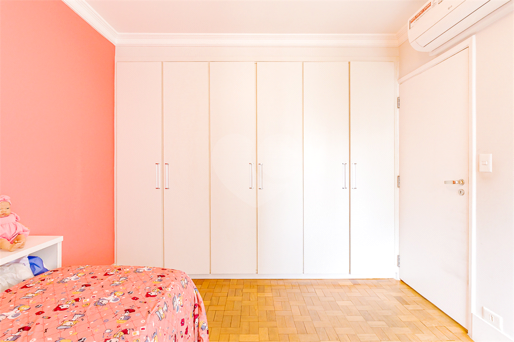 Apartamento reformado em Santa Cecilia - 111m² com 3 quartos