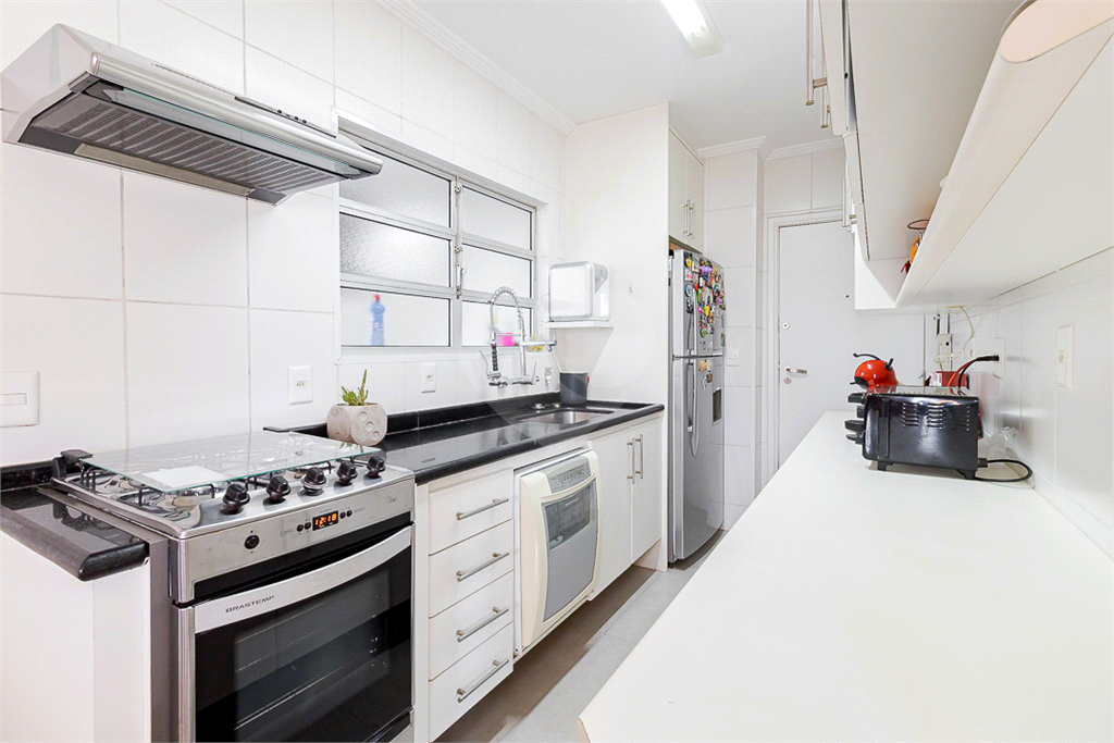 Apartamento reformado em Santa Cecilia - 111m² com 3 quartos