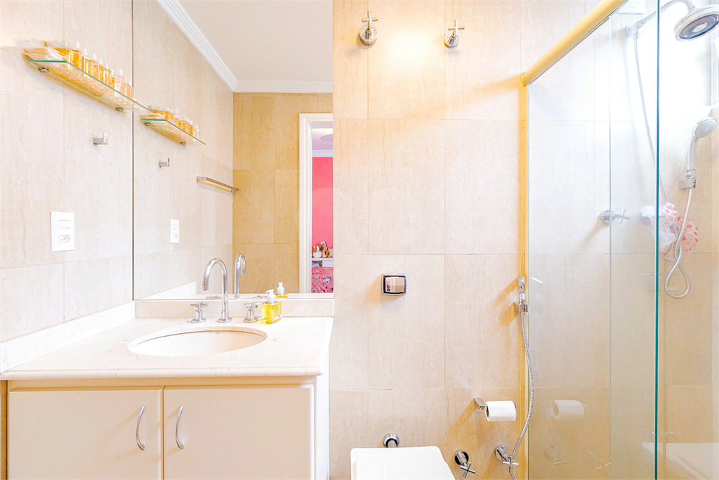 Apartamento reformado em Santa Cecilia - 111m² com 3 quartos