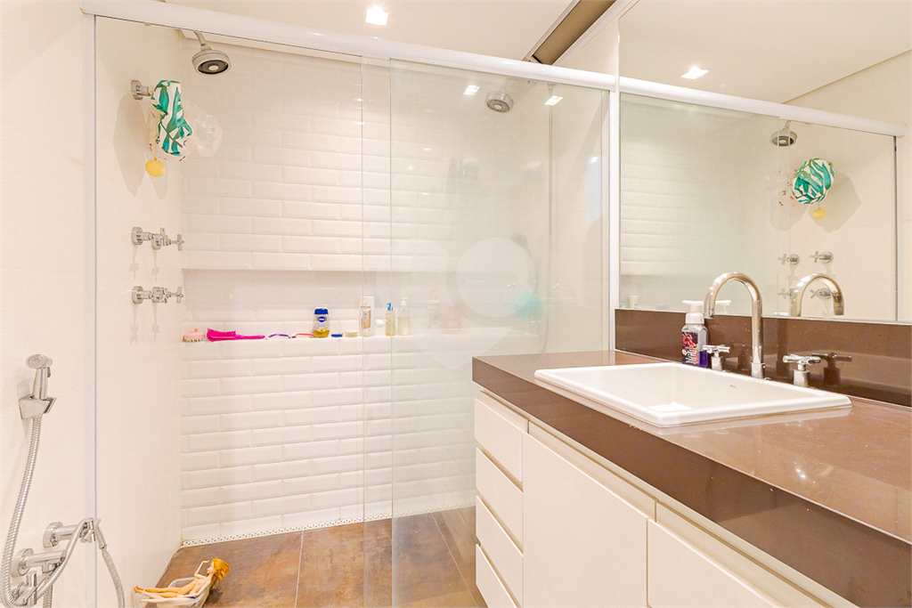 Apartamento reformado em Santa Cecilia - 111m² com 3 quartos