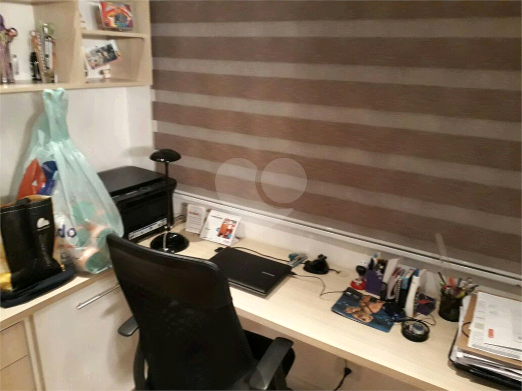 Apartamento reformado à venda em Santana! 