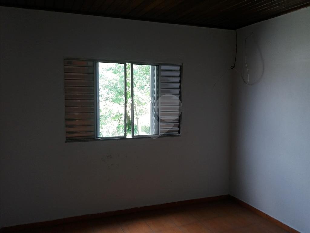 Amplo terreno com 04 casas no J.Paulistana