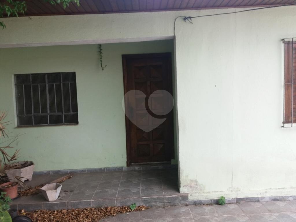 Amplo terreno com 04 casas no J.Paulistana