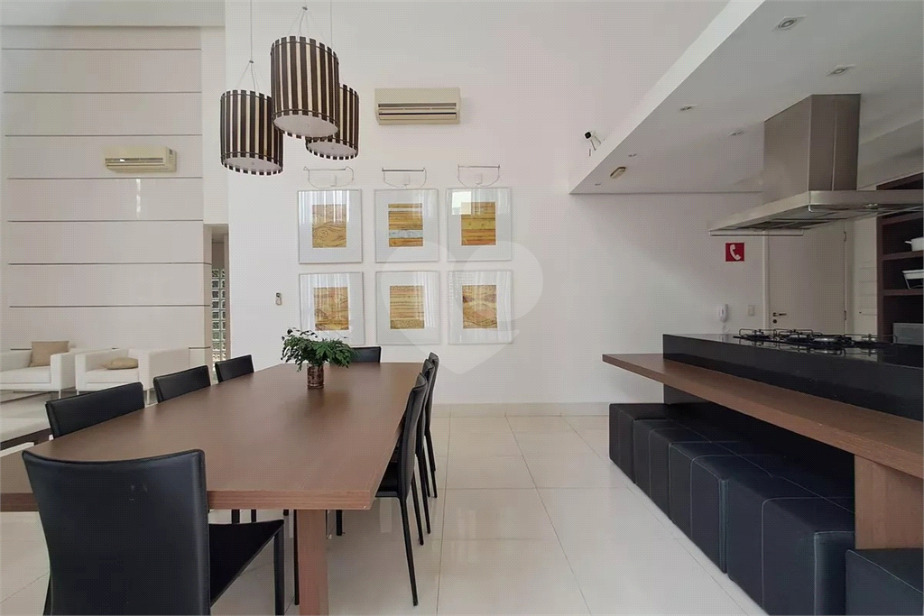 Apartamento Perdizes 3 suítes e 2 vagas de garagem 