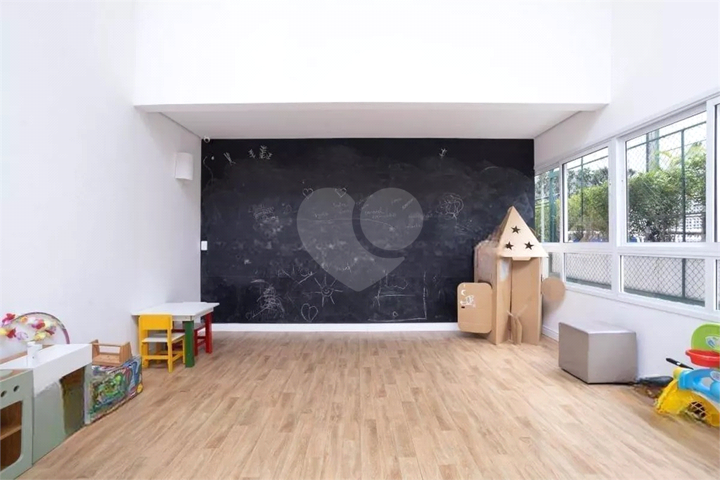 Apartamento Perdizes 3 suítes e 2 vagas de garagem 