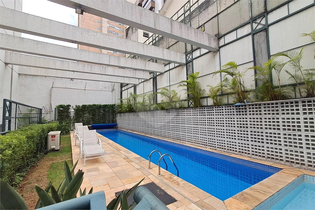 Apartamento Perdizes 3 suítes e 2 vagas de garagem 