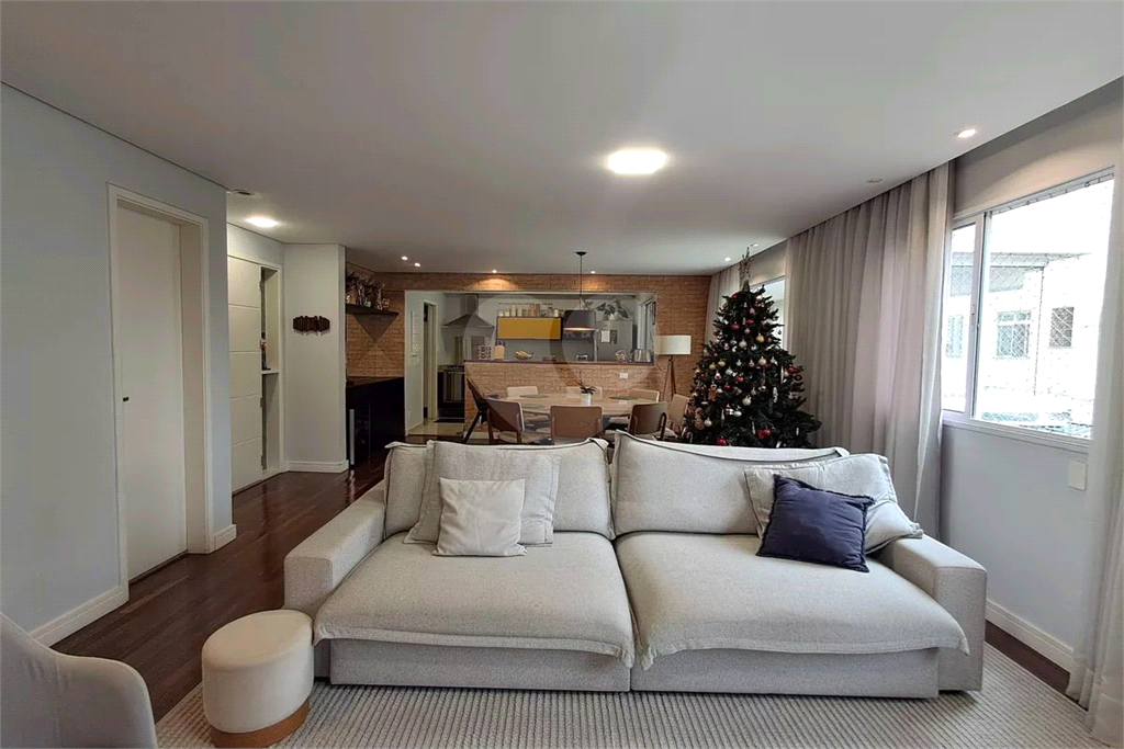 Apartamento Perdizes 3 suítes e 2 vagas de garagem 