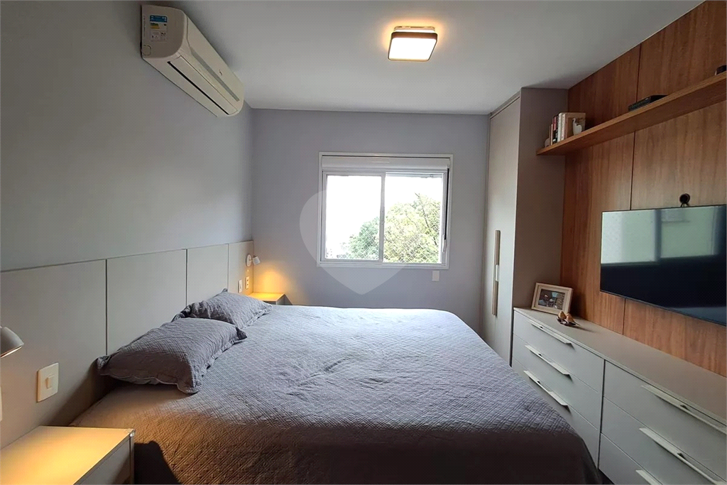 Apartamento Perdizes 3 suítes e 2 vagas de garagem 