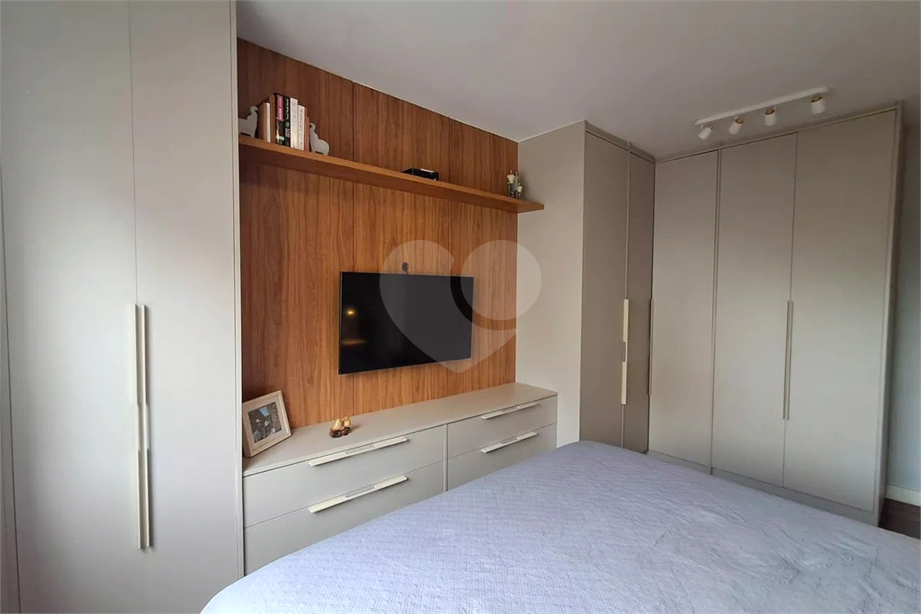 Apartamento Perdizes 3 suítes e 2 vagas de garagem 