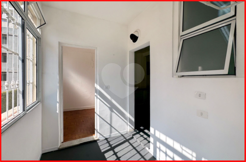 APARTAMENTO em HIGIENÓPOLIS