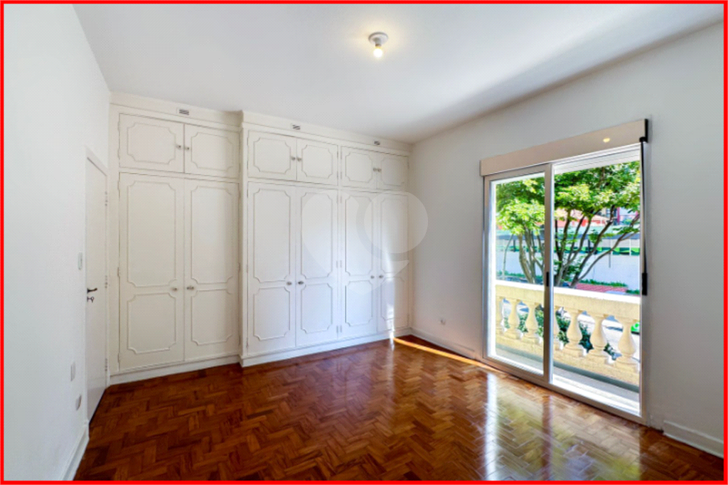 APARTAMENTO em HIGIENÓPOLIS