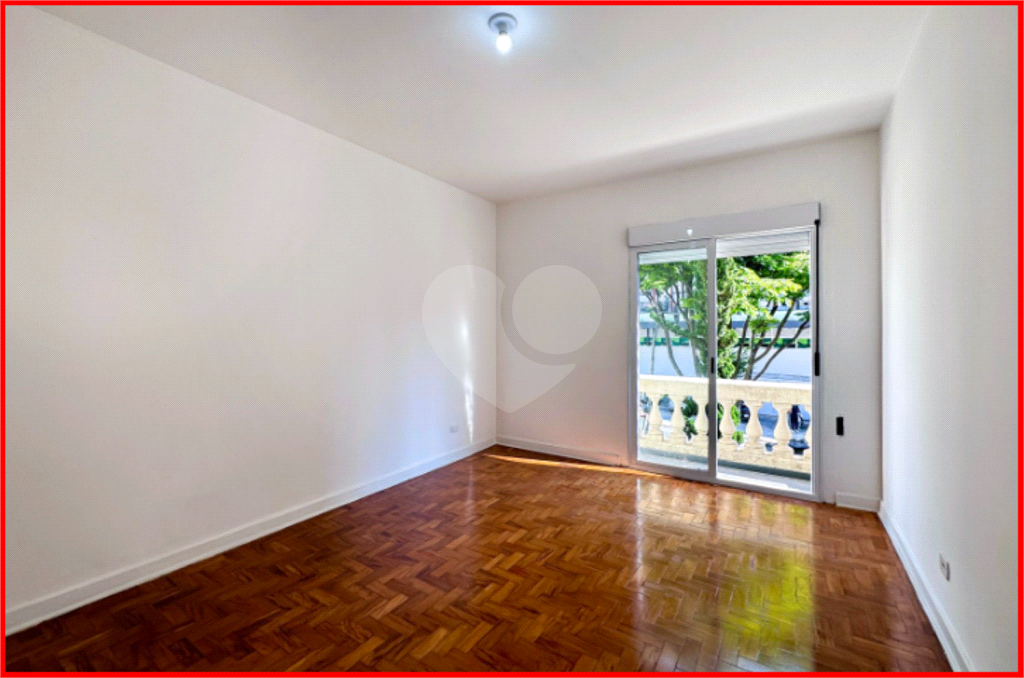 APARTAMENTO em HIGIENÓPOLIS