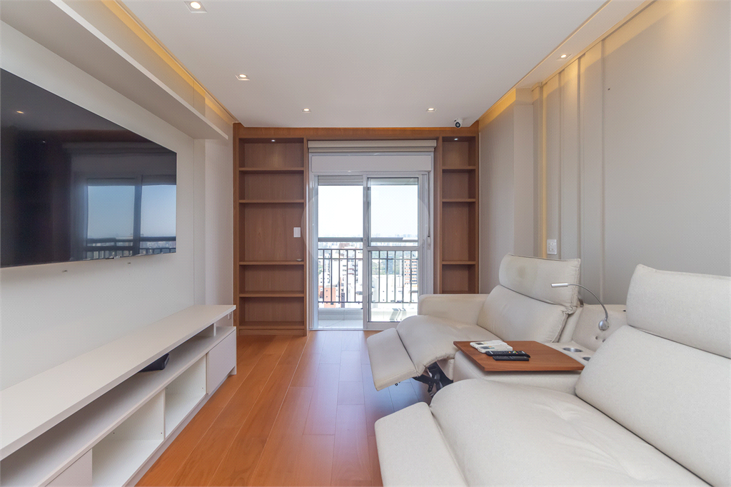 Apartamento - Vila Mariana - Alto Padrão - 3 Suítes - 4 Vagas - Venda / Compra - Próximo ao Metrô
