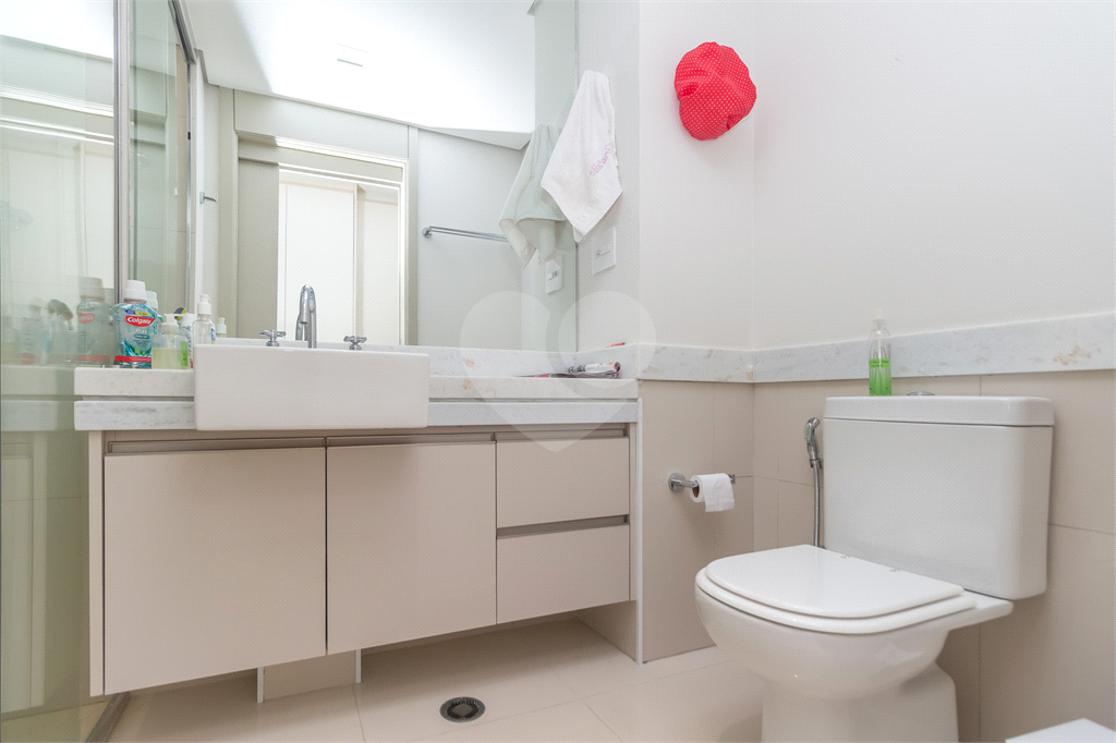 Apartamento - Vila Mariana - Alto Padrão - 3 Suítes - 4 Vagas - Venda / Compra - Próximo ao Metrô
