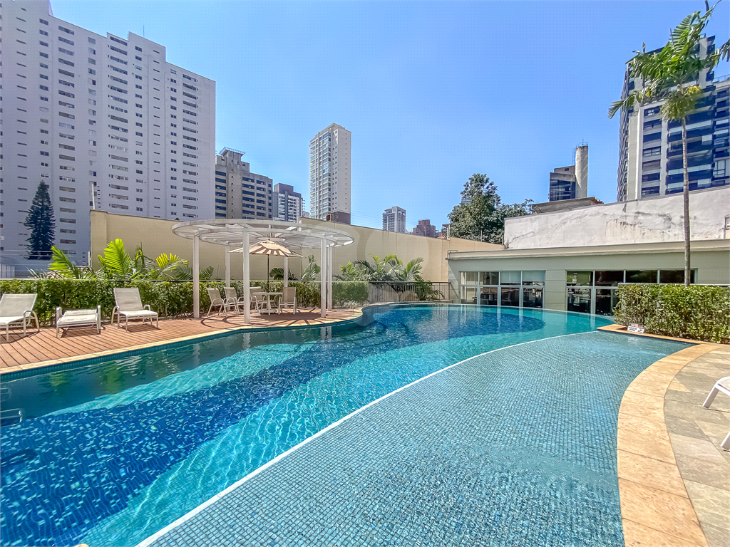 Apartamento - Vila Mariana - Alto Padrão - 3 Suítes - 4 Vagas - Venda / Compra - Próximo ao Metrô