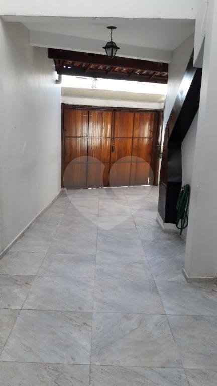 Sobrado à venda com 2 quartos, 165m² - Foto 25