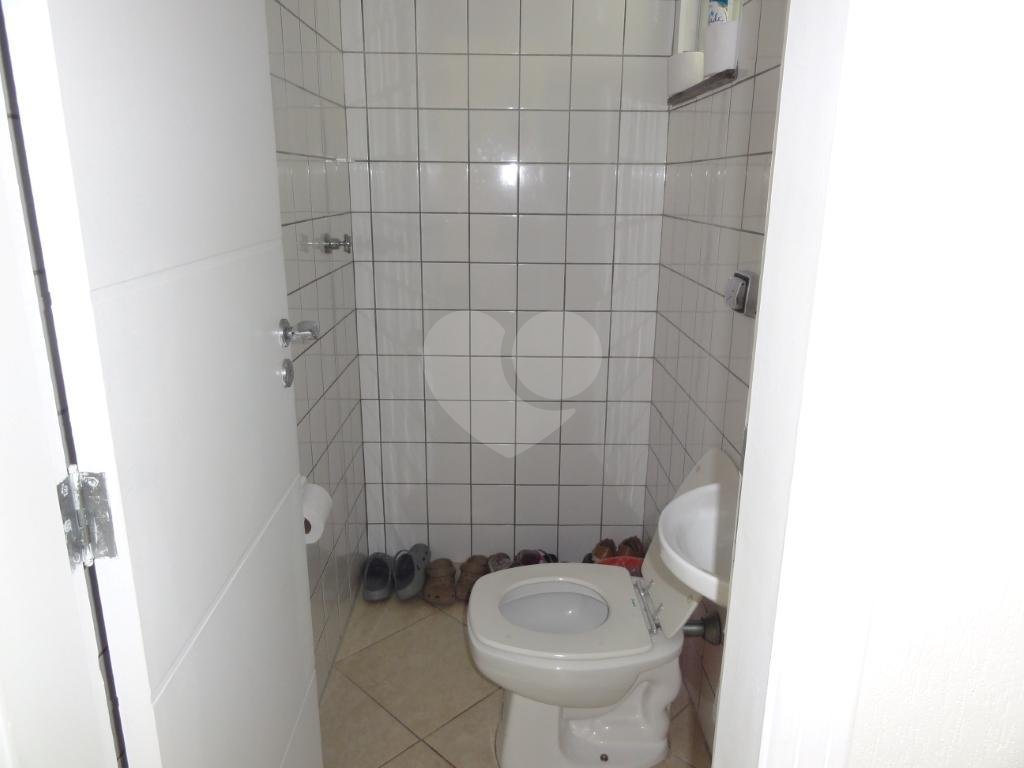 Sobrado à venda com 3 quartos, 200m² - Foto 24