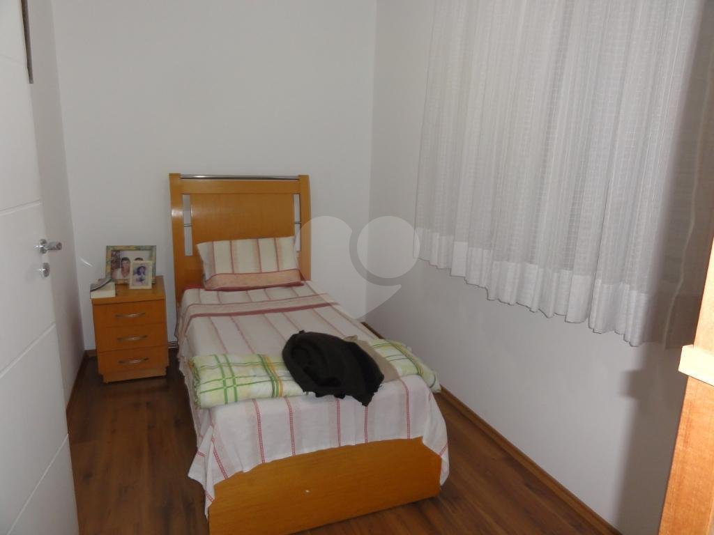 Sobrado à venda com 3 quartos, 200m² - Foto 11