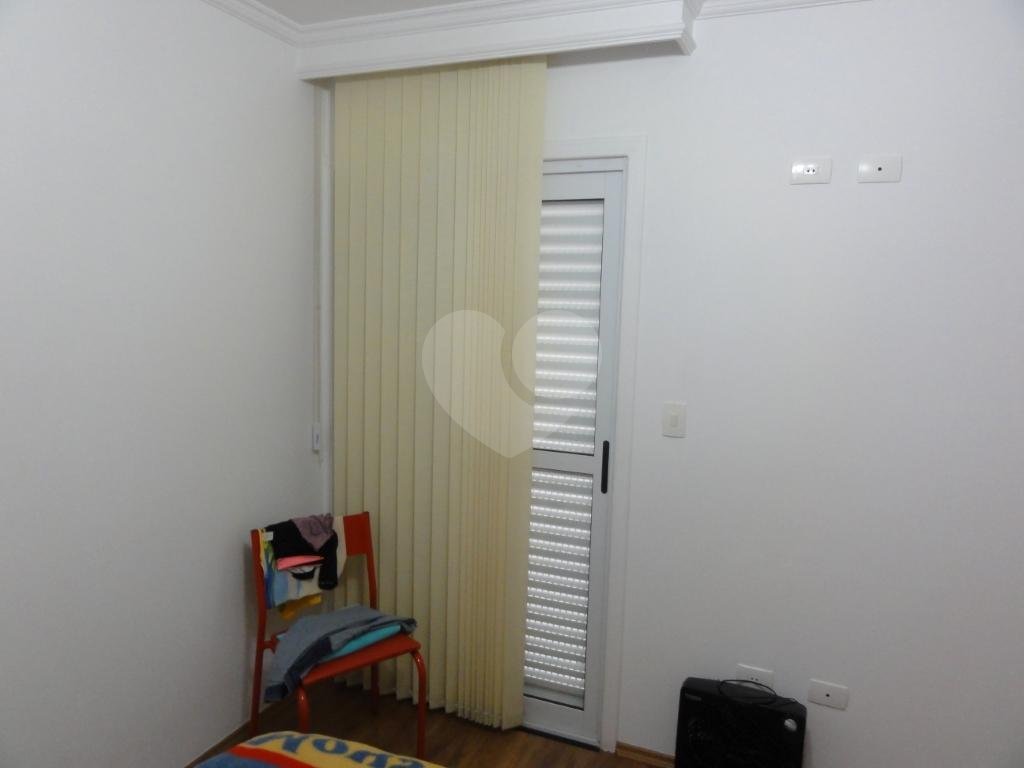 Sobrado à venda com 3 quartos, 200m² - Foto 14