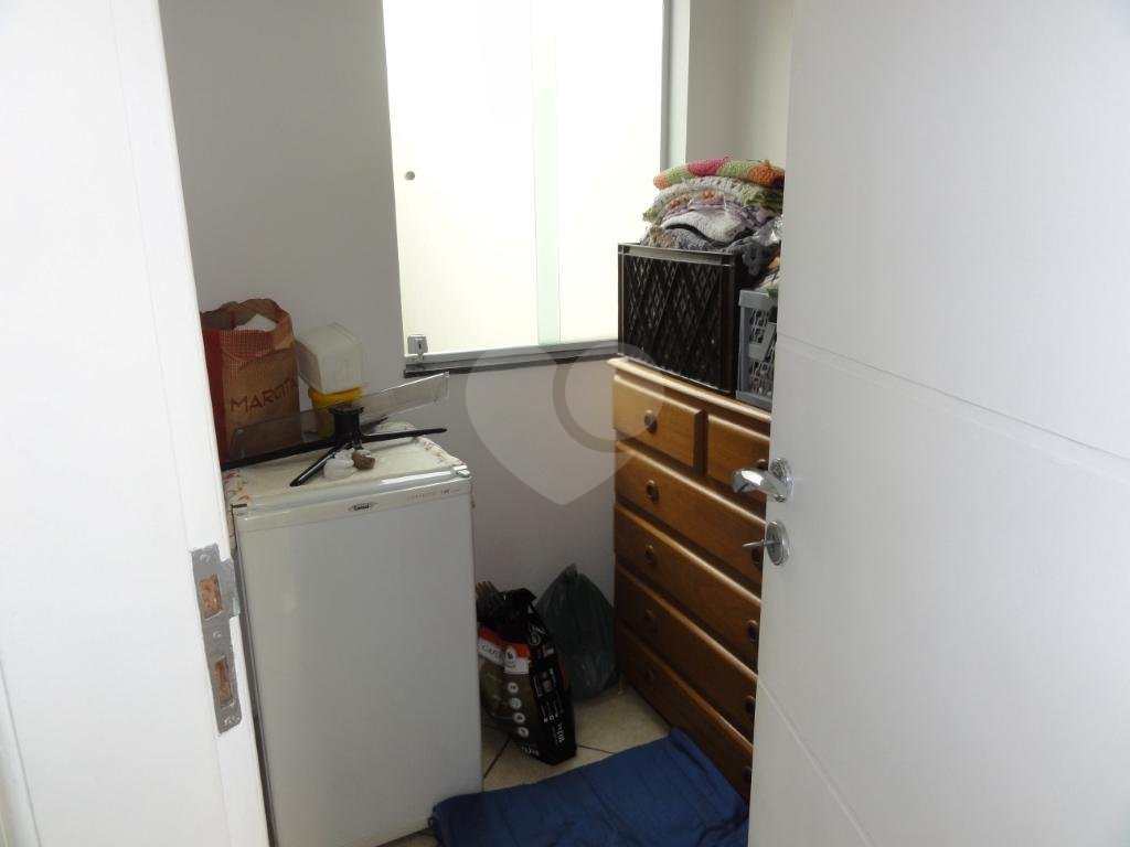 Sobrado à venda com 3 quartos, 200m² - Foto 25